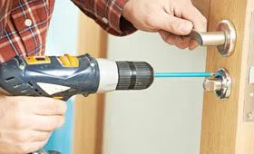 Aqua Locksmith Store Hialeah, FL 305-307-5753 - 10-Commercial-lockouts